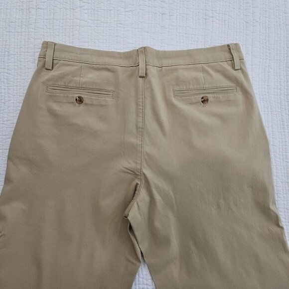Club Room Men's Size 34x32 4-Way Stretch Chino Golf Pant Khaki Relaxed Straight - Picture 3 of 14